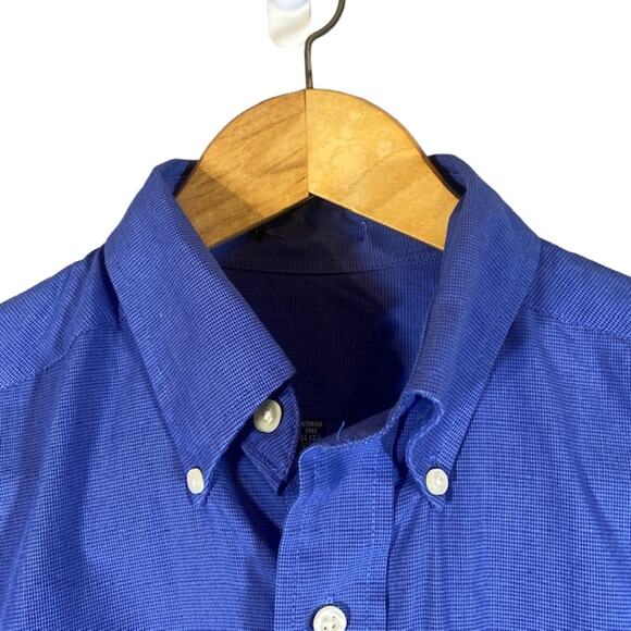 IZOD Blue Classic Collared Long Sleeve Button Down Shirt Men Sz 32/33 Small - Picture 5 of 10